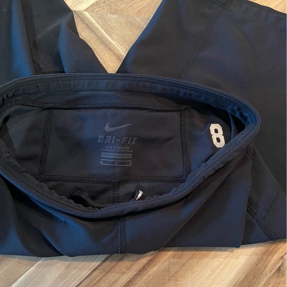 NIKE size M Dri-fit tight bike shorts - Picture 5 of 7